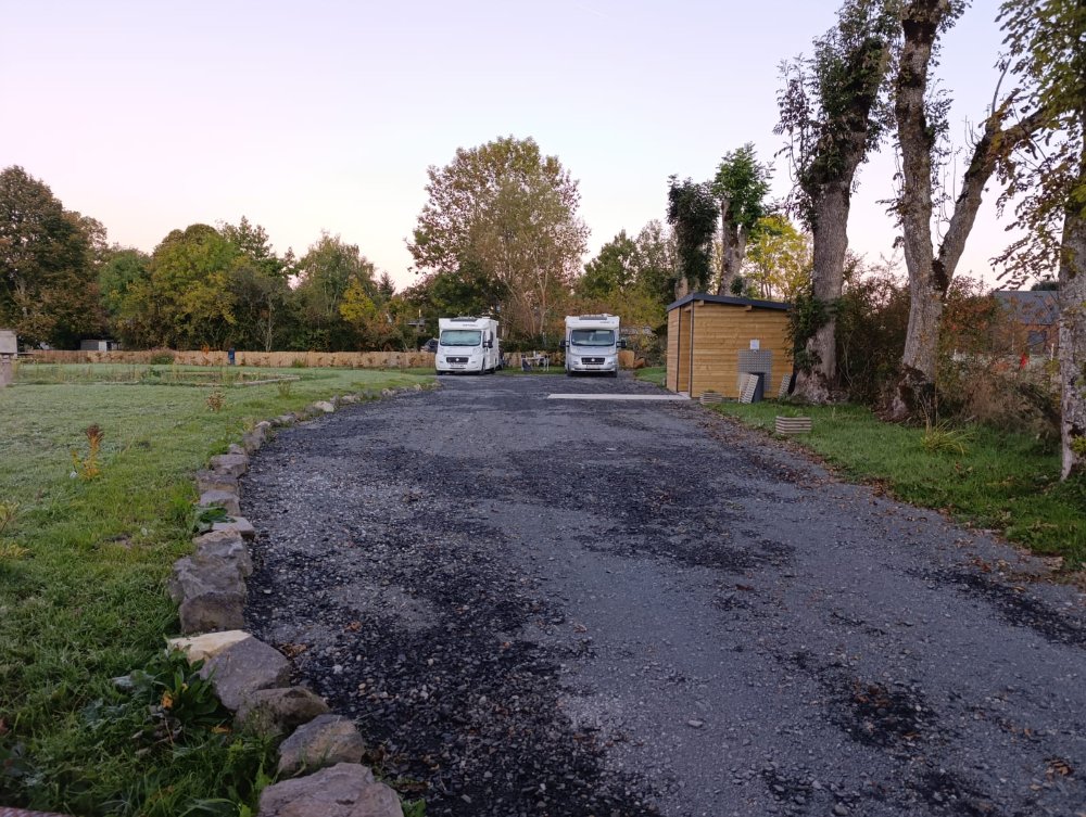 Aire camping-car  Mazaye (63230) - Photo 1